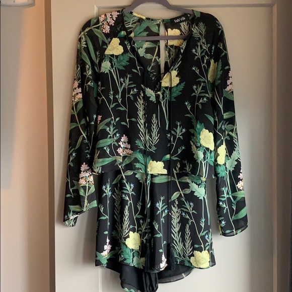 Fabrik Romper - Picture 1 of 6